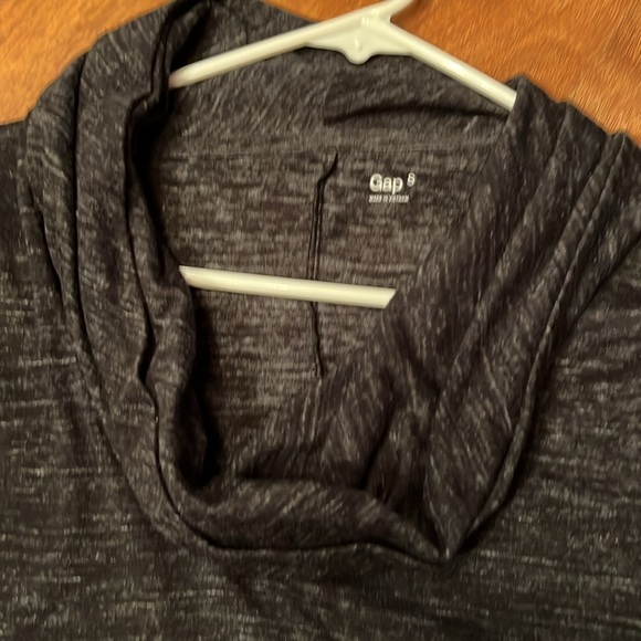 Like new Gap cowl neck black long sleeve top - Picture 3 of 12